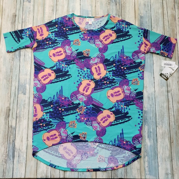 LuLaRoe Tops - LulaRoe Disney Top!